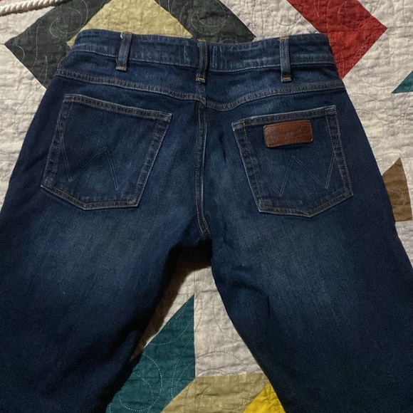 Wrangler Rockville Jeans - Picture 2 of 6